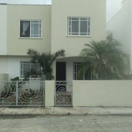 Hotel Bahia Azul Cancún Exterior foto